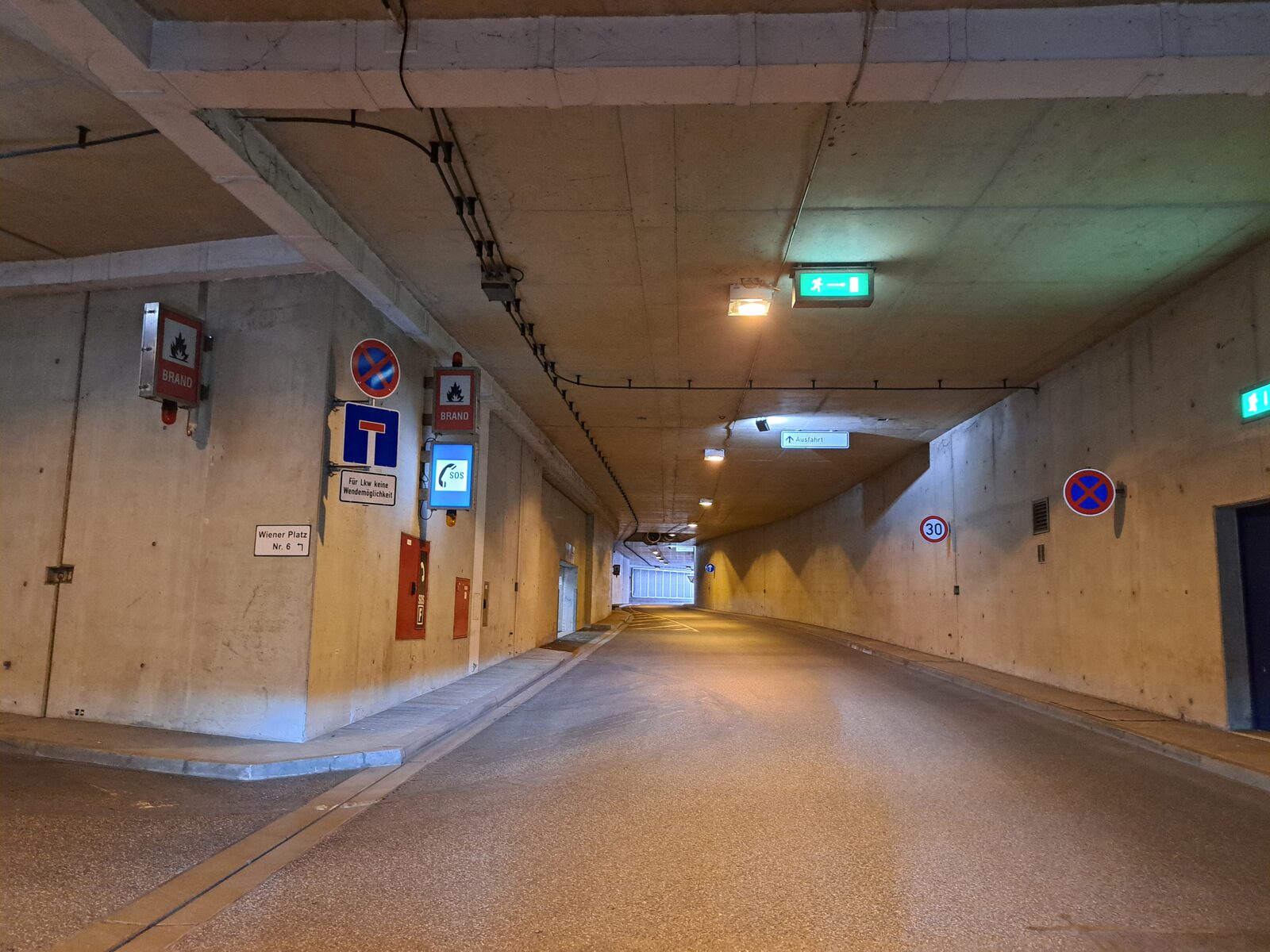 Nordumfahrung Straßentunnel Wiener Platz Dresden